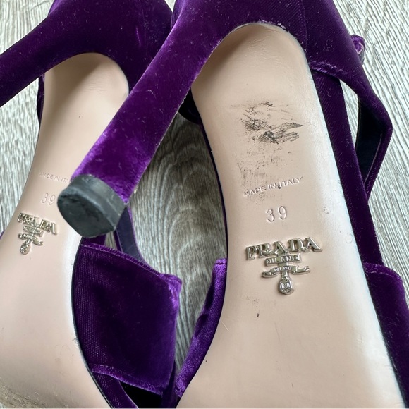 Prada suede heels - Picture 4 of 11